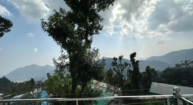 Hotel Goludev Valley View, Rezervovat Hotel Nainital Uttarakhand