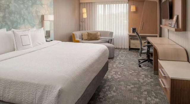 Номер Standard Courtyard by Marriott Portland Airport
