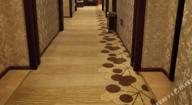 Super 8 Hotel Select (Chuzhou Dongpo West Road Langyashan Subway Station Branch), Varaa Hotelli Chuzhou Anhui