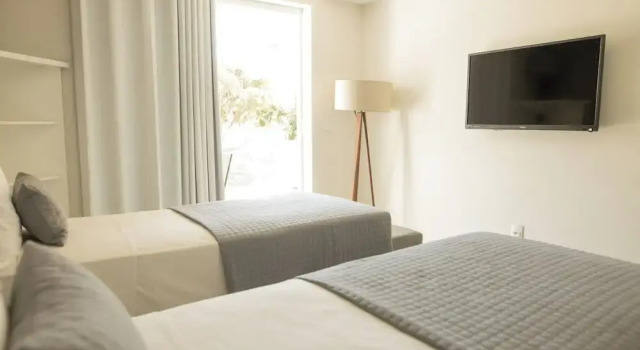 Люкс Comfort с 2 комнатами Angra Beach Hotel