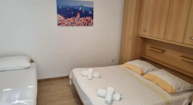 Apartments Andrea, Rezerwuj Apartament Hotele w Split-Dalmatia County z parkingiem, Parking