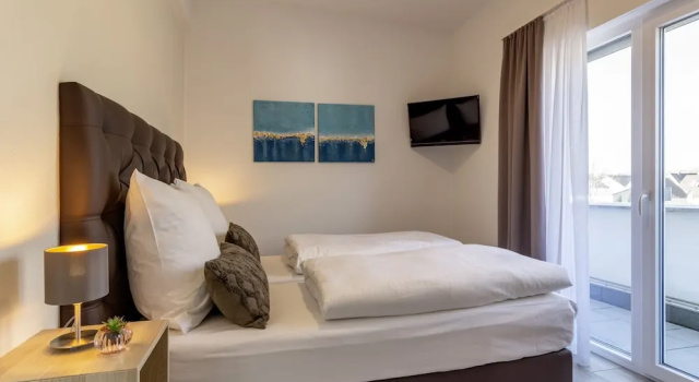 Полулюкс GLEUEL INN HOTEL - Serviced Apartments