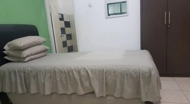 Cendrawasih Syariah Homestay, Buchen Sie Pension Pringsewu Bandar Lampung