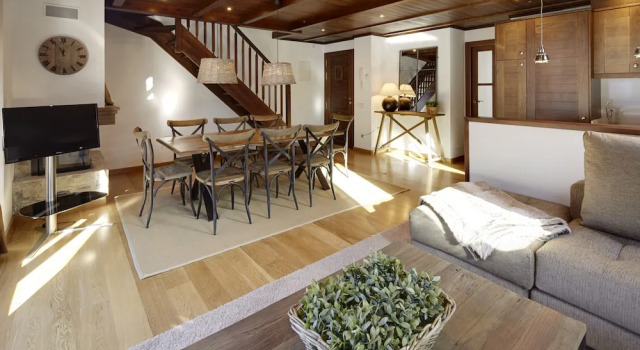Val de Ruda Luxe 23 by FeelFree Rentals, Забронировать Отель Бизнес-отели Наут-Аран, 4* 5*