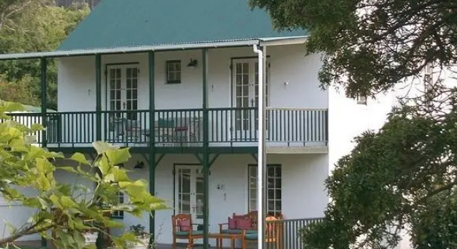 Номер Deluxe с видом на залив Belvidere Manor Lagoonside Cottages
