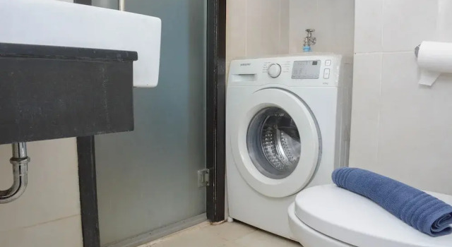 Апартаменты Nice And Comfy Studio Apartment Capitol Park Residence