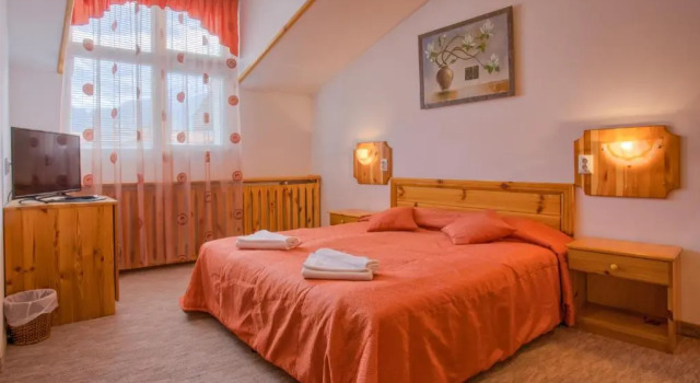 Veziova House
