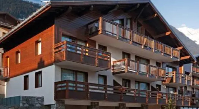 Кровать в общем номере Résidence Lagrange Vacances Les Chalets du Mont Blanc