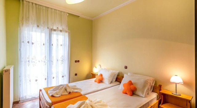 Villa Helen 200m from the beach in Tersanas BY APOKORONAS-VILLAS, Забронировать Вилла Терсанас Западный Крит
