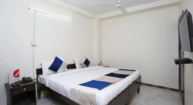 Hotel Royal India By OYO Rooms