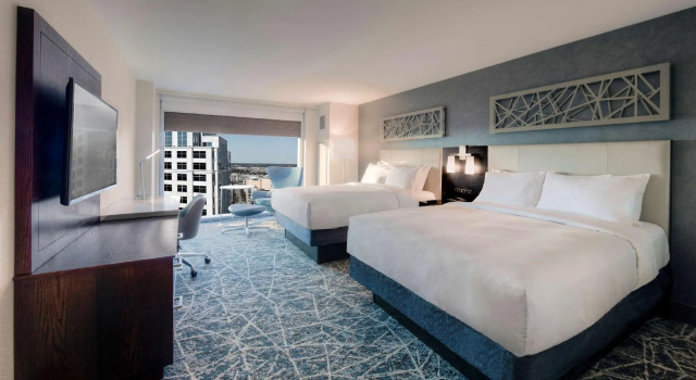 Четырёхместный номер Standard Hilton Norfolk The Main