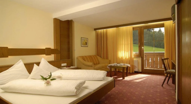 Hotel-Gasthof zur Schönen Aussicht, Prenota Hotel Hotel a Kitzbuhel con pasti, Mezza/completa pensione