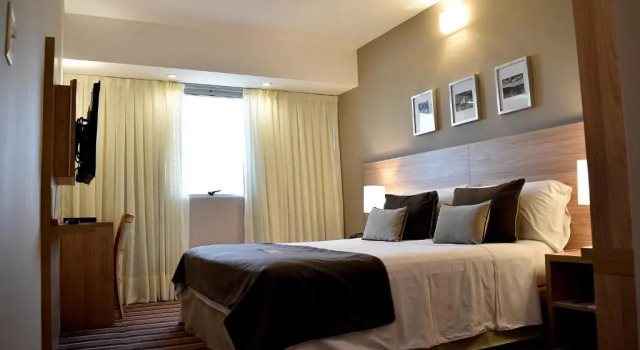 Люкс c 1 комнатой Hotel Tower Inn & Suites