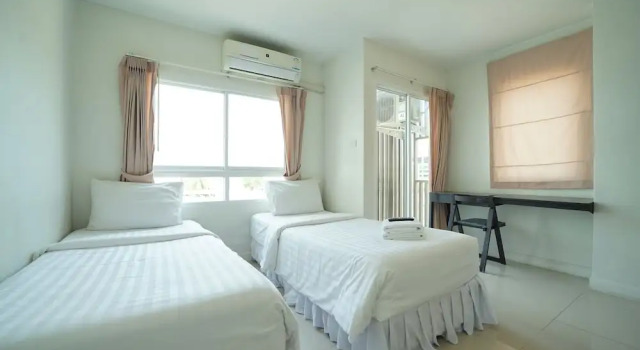 Двухместный номер Standard с балконом ABM Service Residence