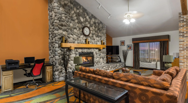 Best Western Airport Inn and Suites KCI North, Boek Hotel Hotels in Missouri met zwembad, Zwembad
