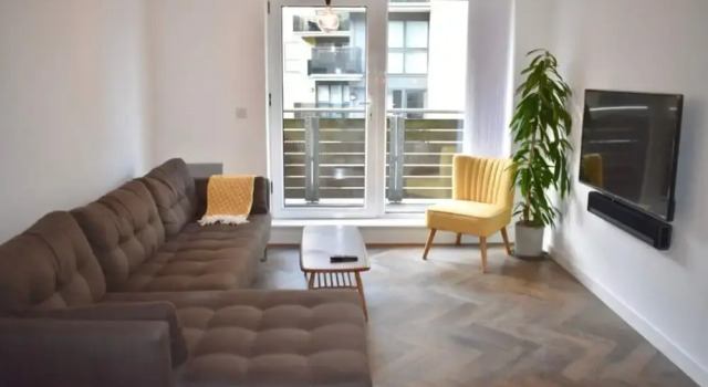 Central 2 Bedroom Modern Apartment