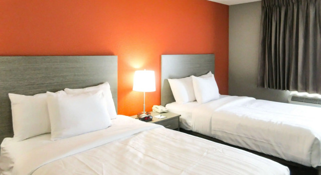 Четырёхместный номер Standard Quality Inn & Suites Hammond Near I-8090