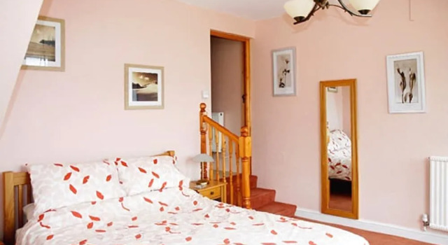 Hillbrow Farm B&B, Book Landbrugsophold Gårdophold i Merseyside, Landbrugsophold