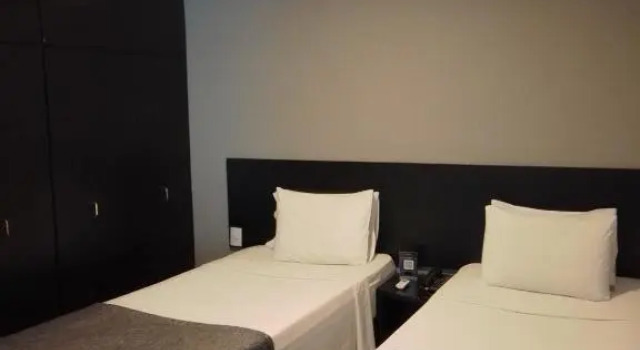 Двухместный полулюкс Deluxe Landmark Residence - OFICIAL