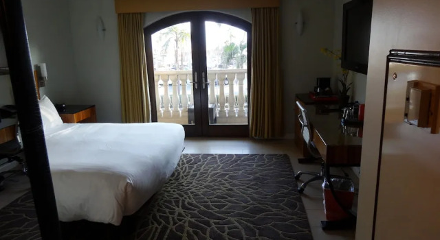 Люкс с балконом и с видом на океан Balboa Inn, On The Beach At Newport
