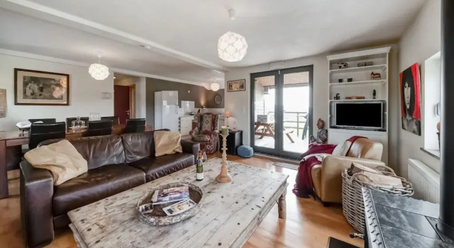Comfortable and spacious apartment with cosy terrace and fabulous view