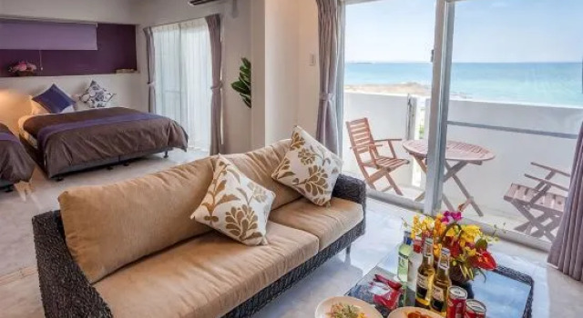 Люкс с красивым видом из окна Yonabaru Hotel SUNRIZE OCEAN