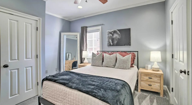 Modern Retreat ~ 1/2 Mi to Bryant-denny Stadium, Забронировать Отель Таскалуса штат Алабама, рядом с Foster Auditorium