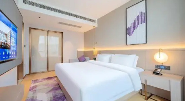 Люкс Deluxe Lavande Hotel Guangzhou Nansha Dagang Central Branch