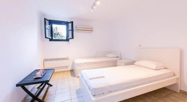 Casa Glyfari in Glyfa Paros, just 80 meters from beach, Rezervovat Rekreační dům Agios Ioannis Tripitis Řecko