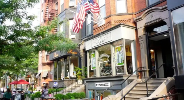 Luxe Condo Back Bay Boston-3 Bedrooms & 2 Baths