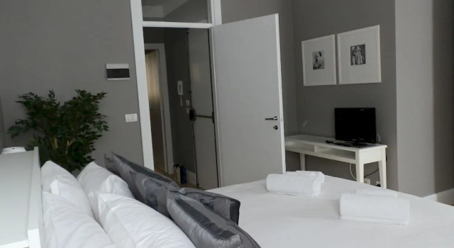 Arena Flat