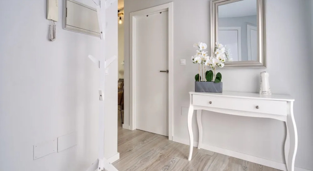 Sur Suites Ático Puerto, Забронировать Апартаменты/квартира Апартаменты Фуэнхирола, рядом с Salon Varietes Theatre, Апартаменты/квартира