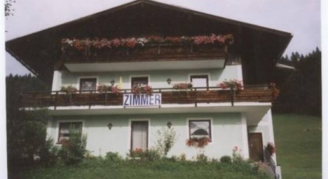 Privatzimmer Anneliese, Book Hotel Gosau 