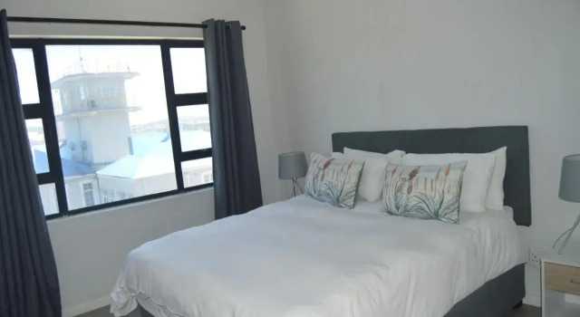 2 Sleeper with King Bed at Point Waterfront