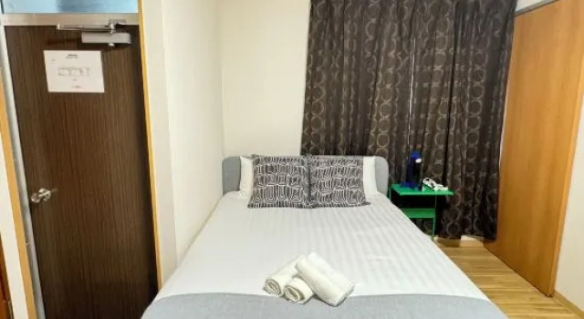 @home tusrumibashi　7 minutes on foot from Hanazono Station, Забронировать Отель Осака префектура Осака, рядом с Matsunomiya Shrine