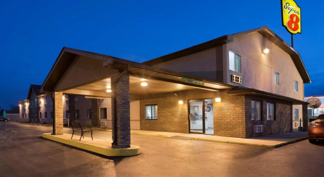 Super 8 by Wyndham Rantoul, Prenota Locanda Mini-hotel a Illinois, Locanda