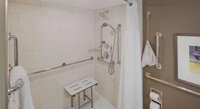 Двухместный номер Standard Hilton Harrisburg near Hershey Park