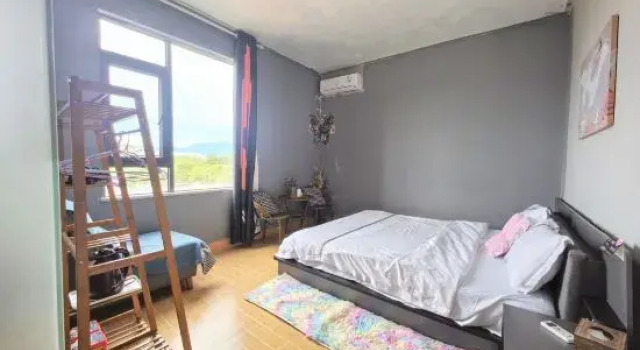 Семейный люкс Shenzhen Lezizai Meijiu Time House B&B（Yangmeikeng/judiaosha)）