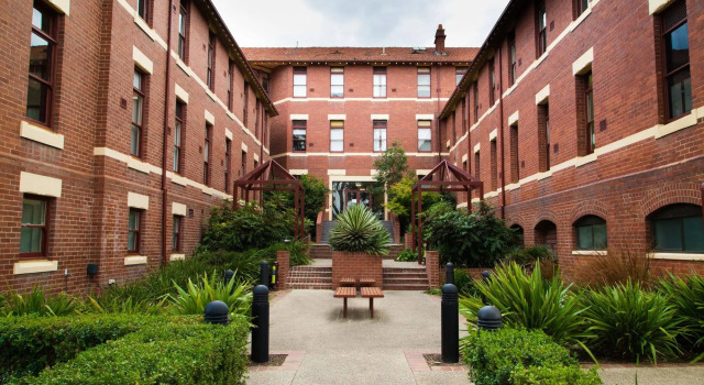 Yarra House Campus Summer Stays, Varaa Hotelli Melbourne 