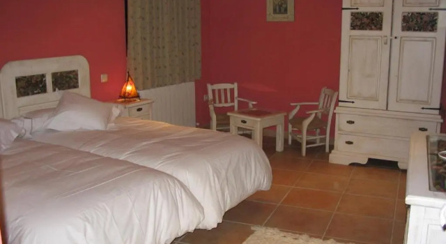 Hotel Rural Los Frutales, Varaa Hotelli Hotellit Madridin maakunta pysäköinnillä, Pysäköinti