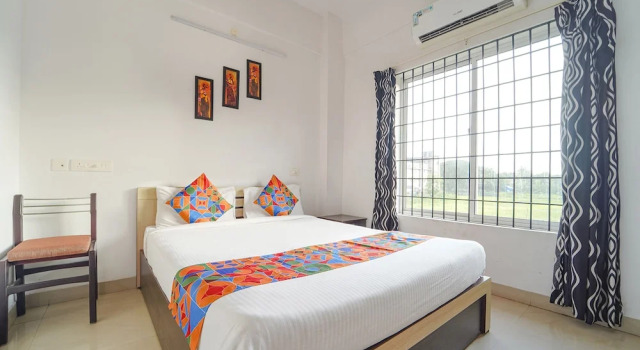 Номер Deluxe Fabhotel Reem Residency