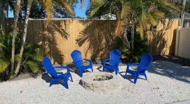 Коттедж Heated Pool Close to St Pete Tampa Pet Friendly