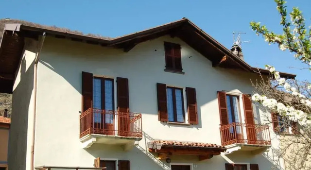 Casa Orchidea, Prenota Appartamento Ossuccio Como