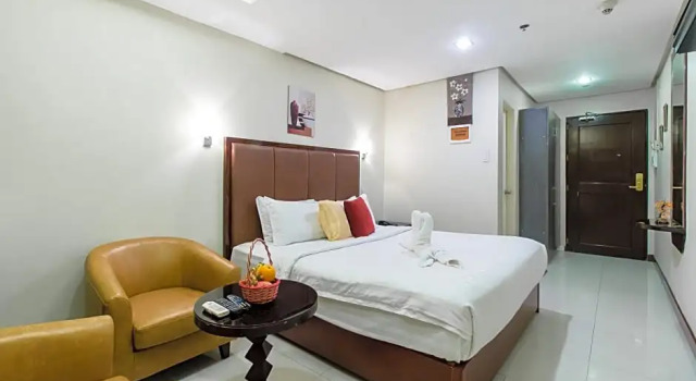 Студия Deluxe JMM Apartment Suites