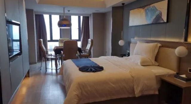 Zhishang Hotel