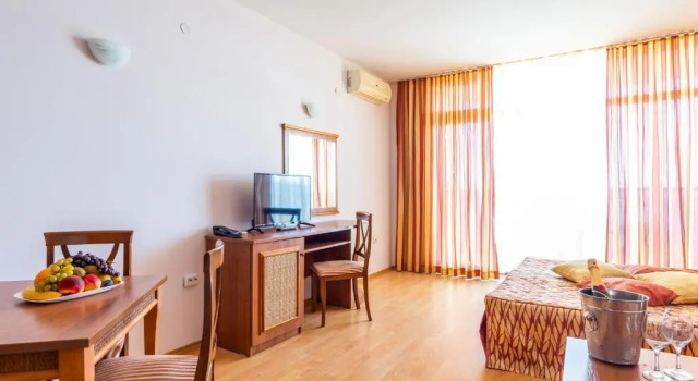 Студия с балконом Tiva del Mar Beach Hotel