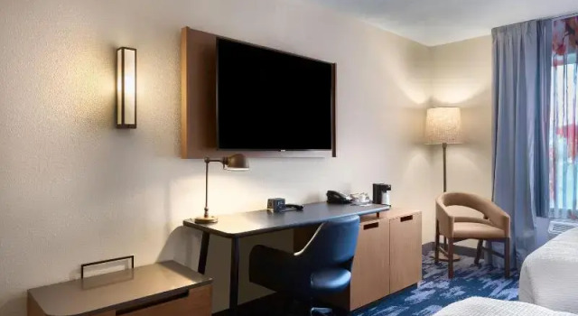 Четырёхместный номер Standard Fairfield Inn & Suites Elizabeth City