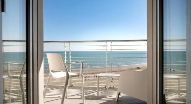 Четырёхместный номер Standard Hotel Marco Polo