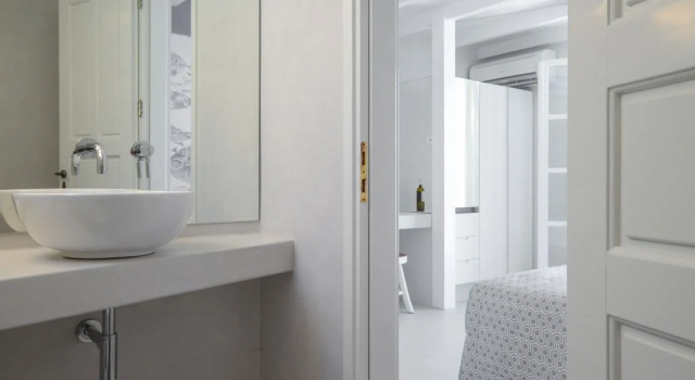 Номер Deluxe Antony Suites