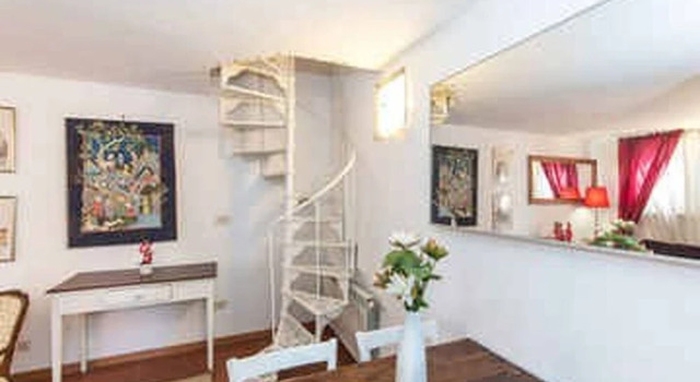 Small Cottage via dei Sabelli 195, Забронировать Дом для отпуска Виллы Рима, Вилла